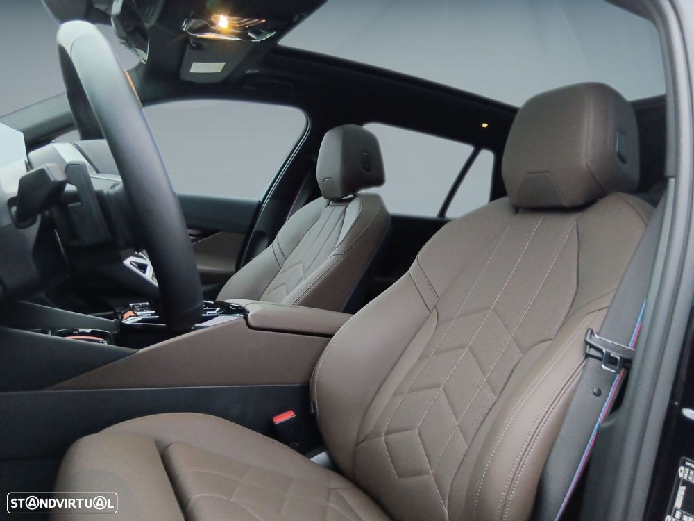 BMW i5 eDrive40 Pack Desportivo M Pro - 11