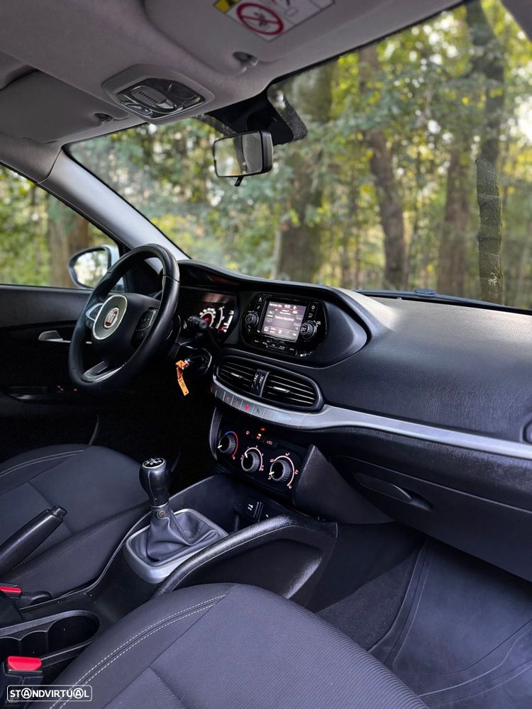 Fiat Tipo 1.3 M-Jet Easy - 12