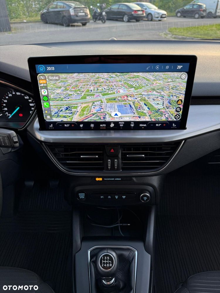 Ford Focus 1.0 EcoBoost Titanium - 22
