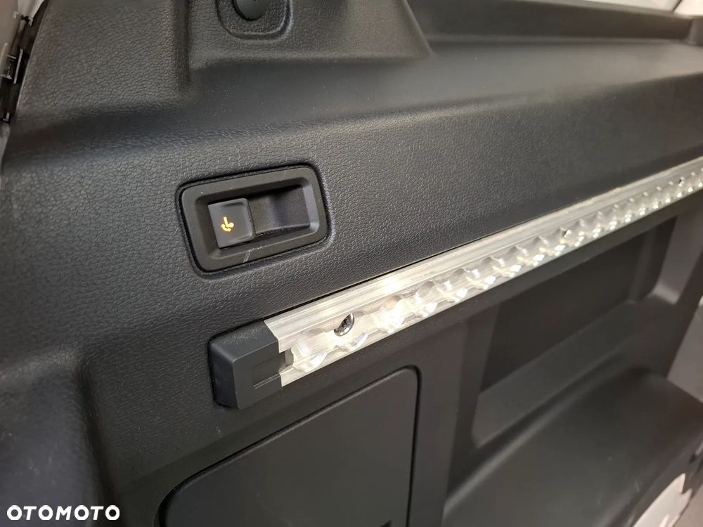 Volkswagen ID.BUZZ - 12