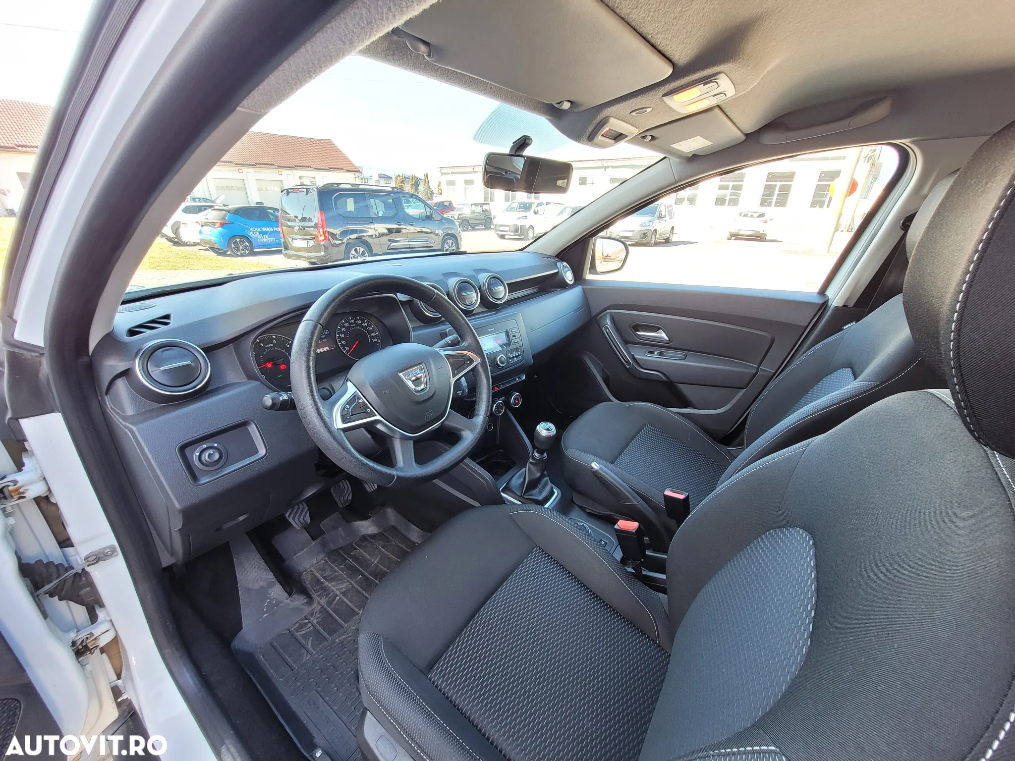Dacia Duster 1.5 Blue dCi 4WD Comfort - 11