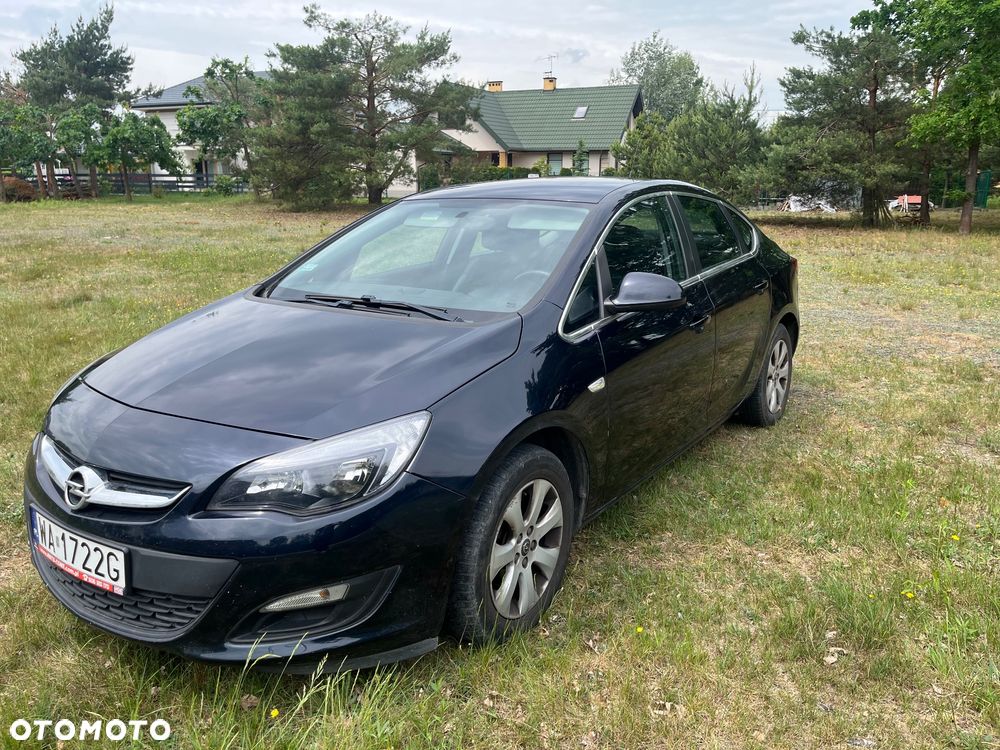 Opel Astra 1.4 T Executive EU6 - 5