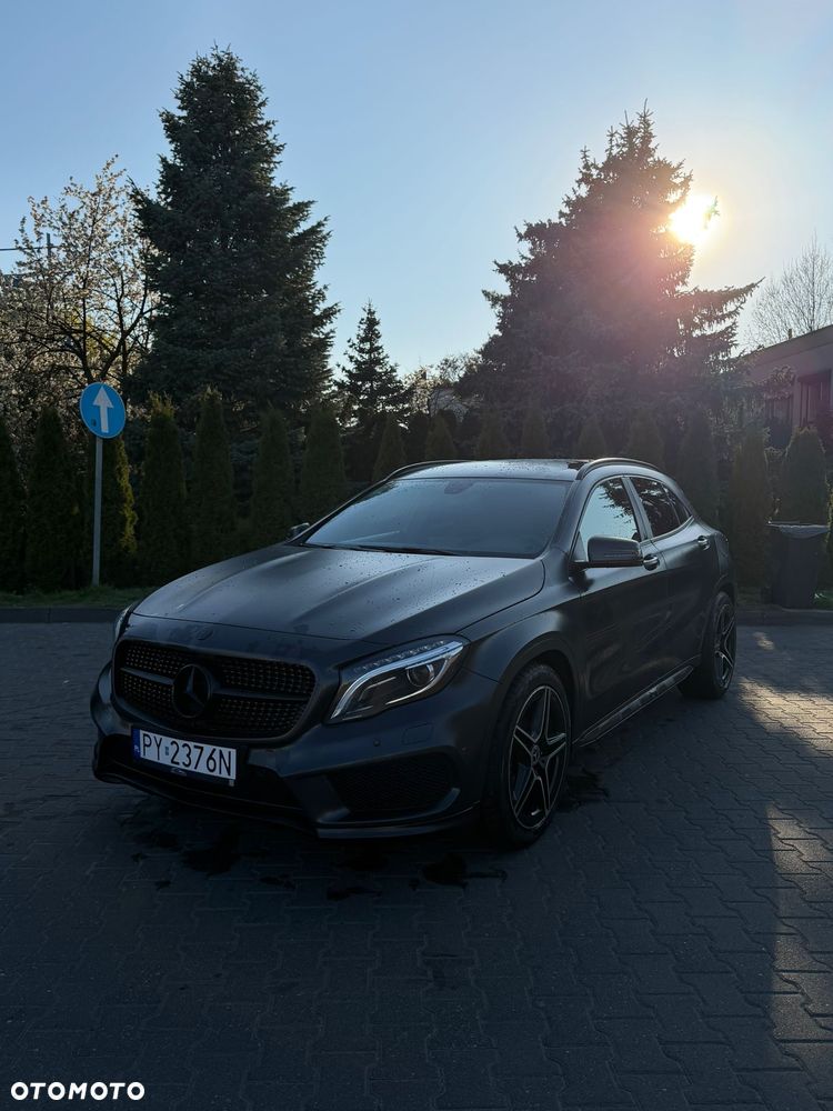Mercedes-Benz GLA 220 CDI 4Matic 7G-DCT AMG Line - 2