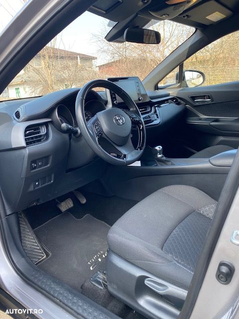 Toyota C-HR 1.8 HSD 122 CP 4x2 CVT C-lassy - 7