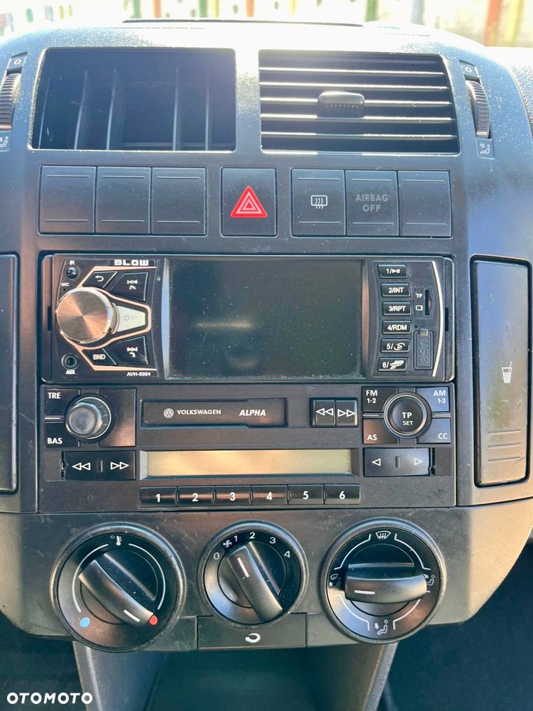 Volkswagen Polo - 15