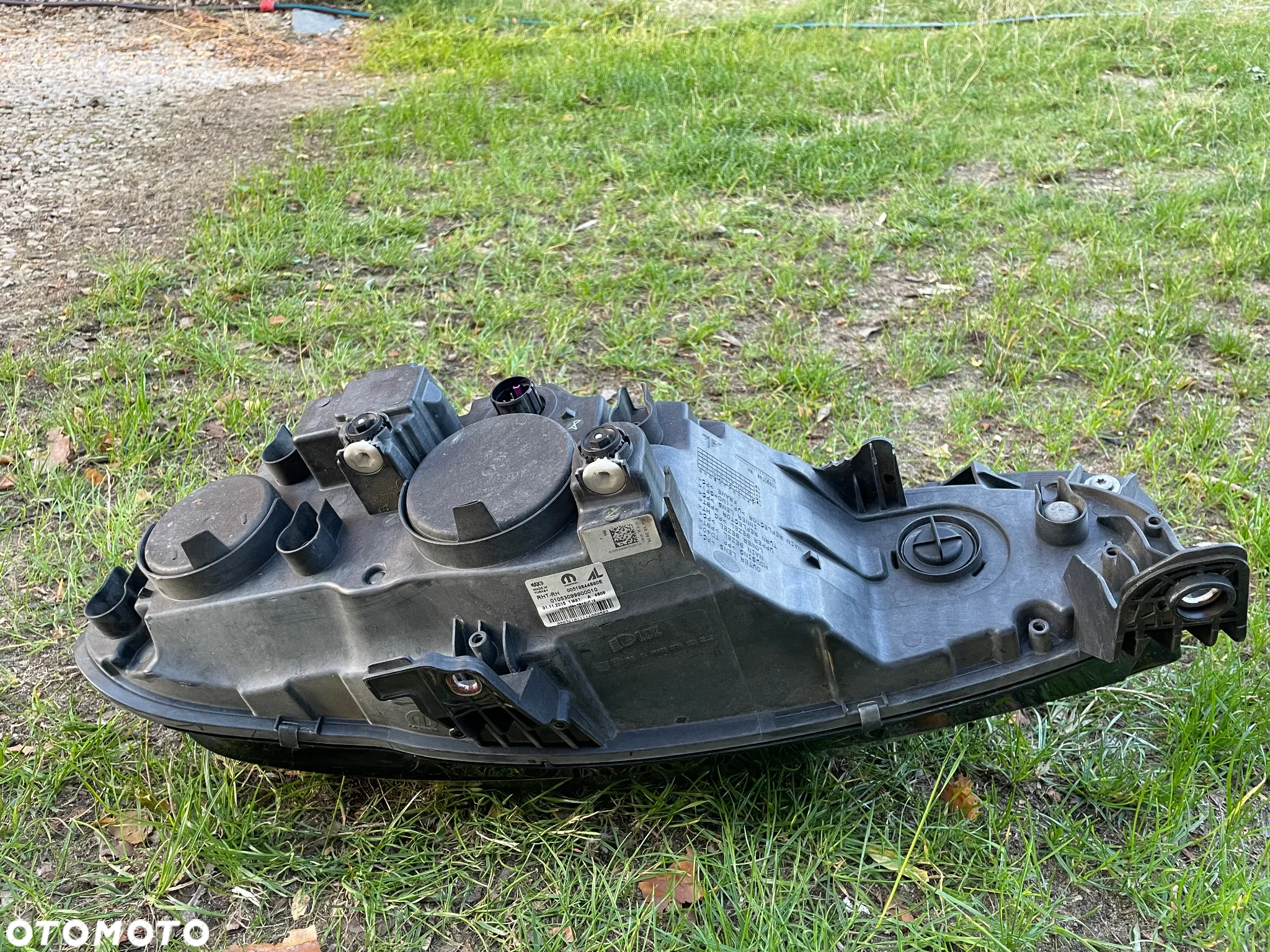 Lampa przednia prawa FIAT TIPO II 2016 - 2024 - 2