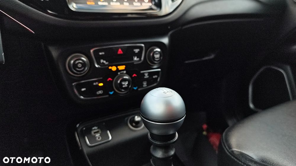 Jeep Compass 1.4 MultiAir Limited - 32