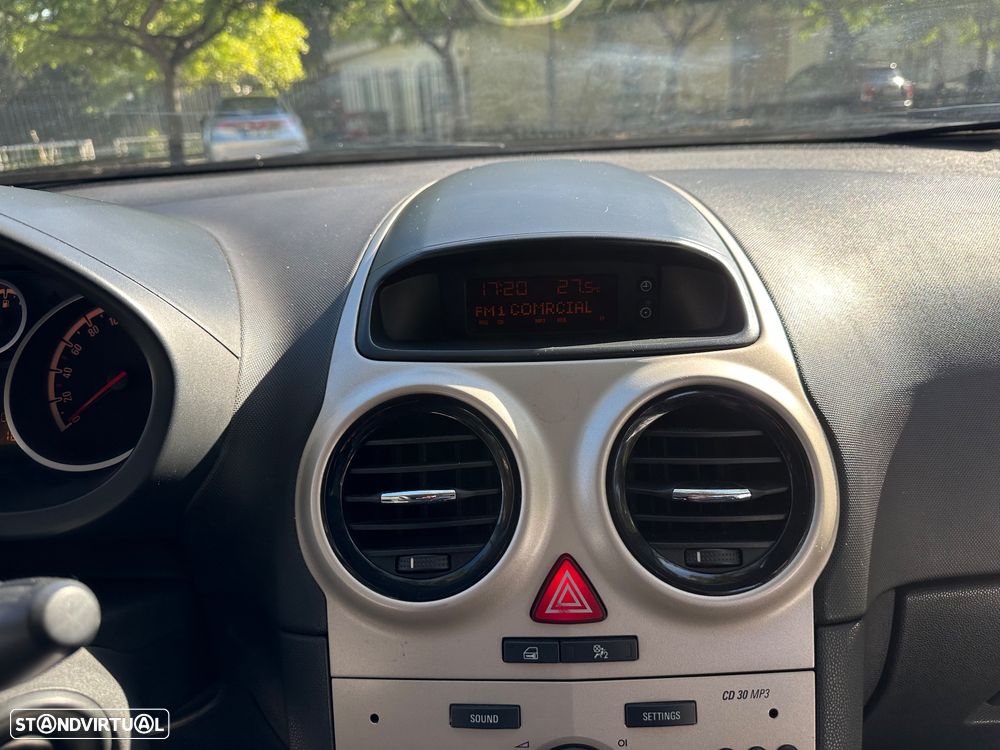 Opel Corsa 1.3 CDTI Enjoy EcoFLEX - 18