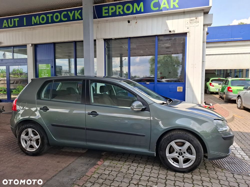Volkswagen Golf 1.6 Comfortline - 8