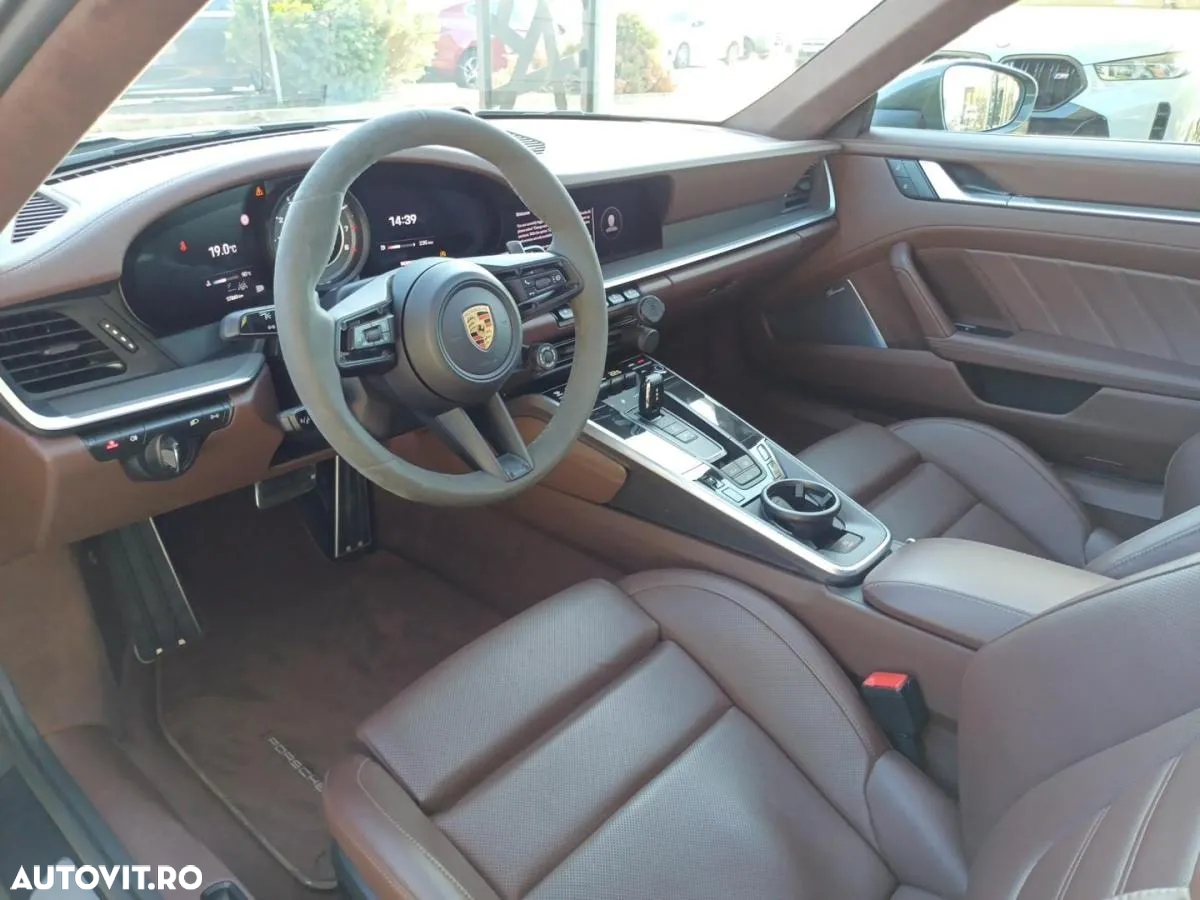 Porsche 911 Turbo PDK - 9