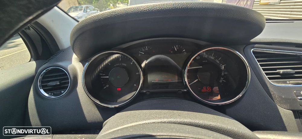 Peugeot 5008 1.6 HDi Executive - 5