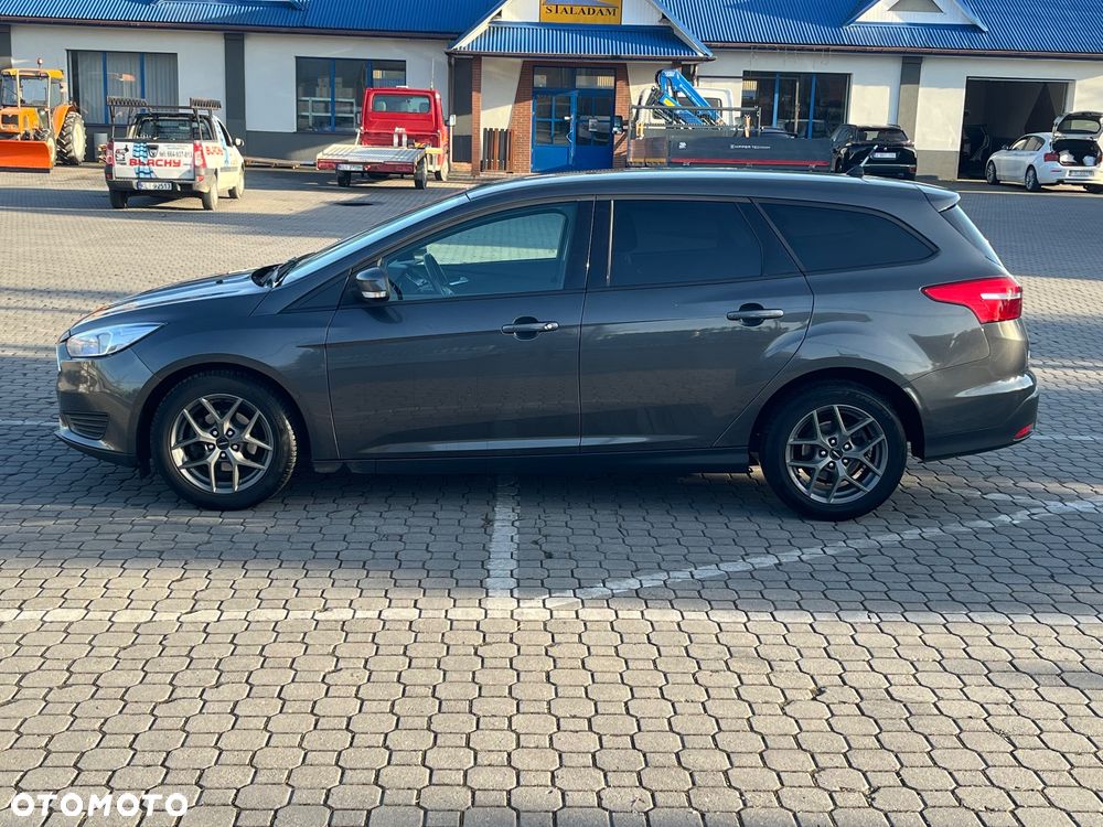 Ford Focus SW - 4