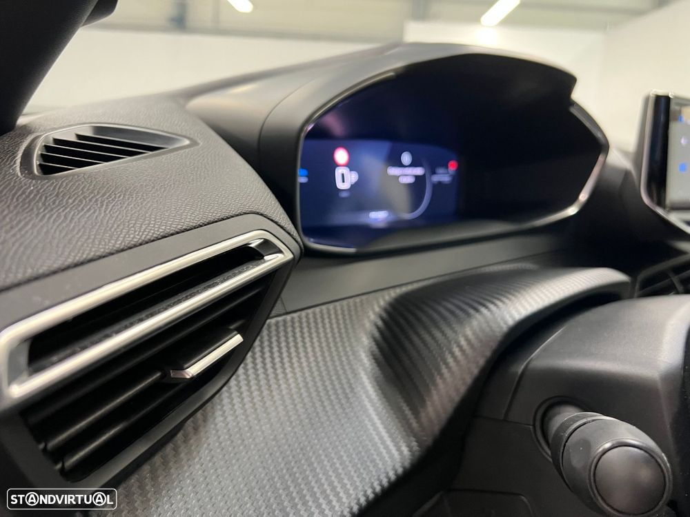 Peugeot e-2008 50 kWh Allure - 9