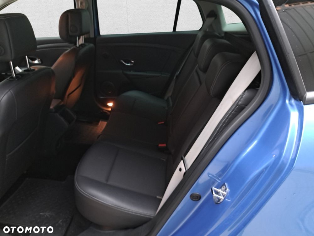 Renault Megane dCi 110 FAP EDC Bose Edition - 9