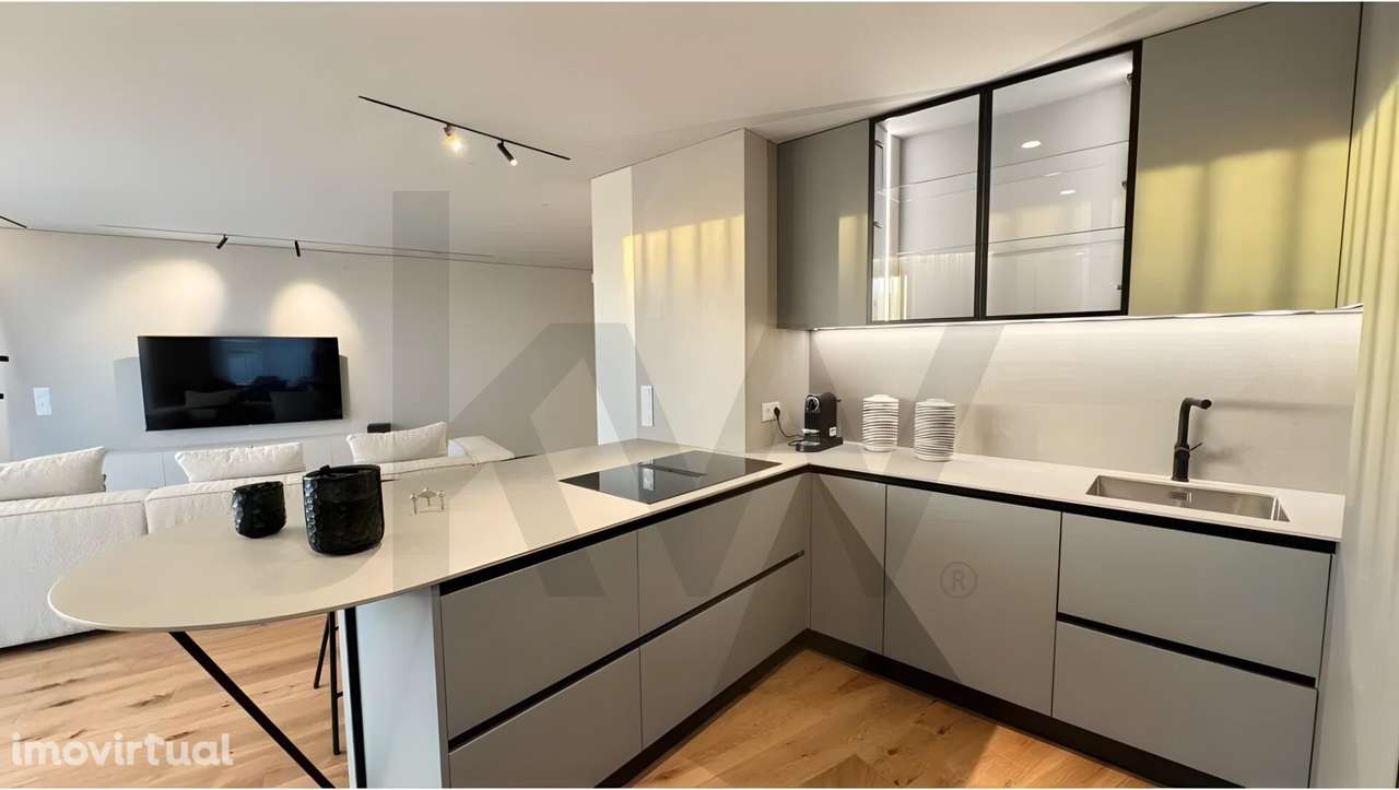 T1+1 NOVO | Área: 86m2 |Terraço e Jardim 40m2 |  Arrumos e 2 LG - Grande imagem: 3/18