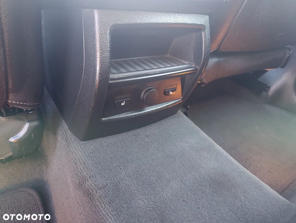 BMW X3 xDrive20d - 8