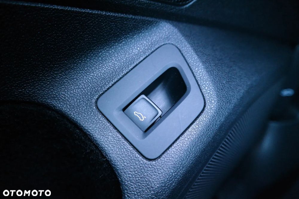 Volkswagen Arteon 2.0 TSI R-Line DSG - 24