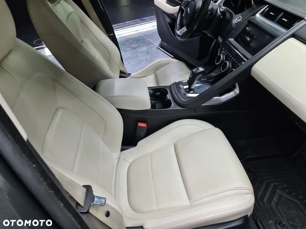 Jaguar E-Pace P200 AWD R-Dynamic - 22