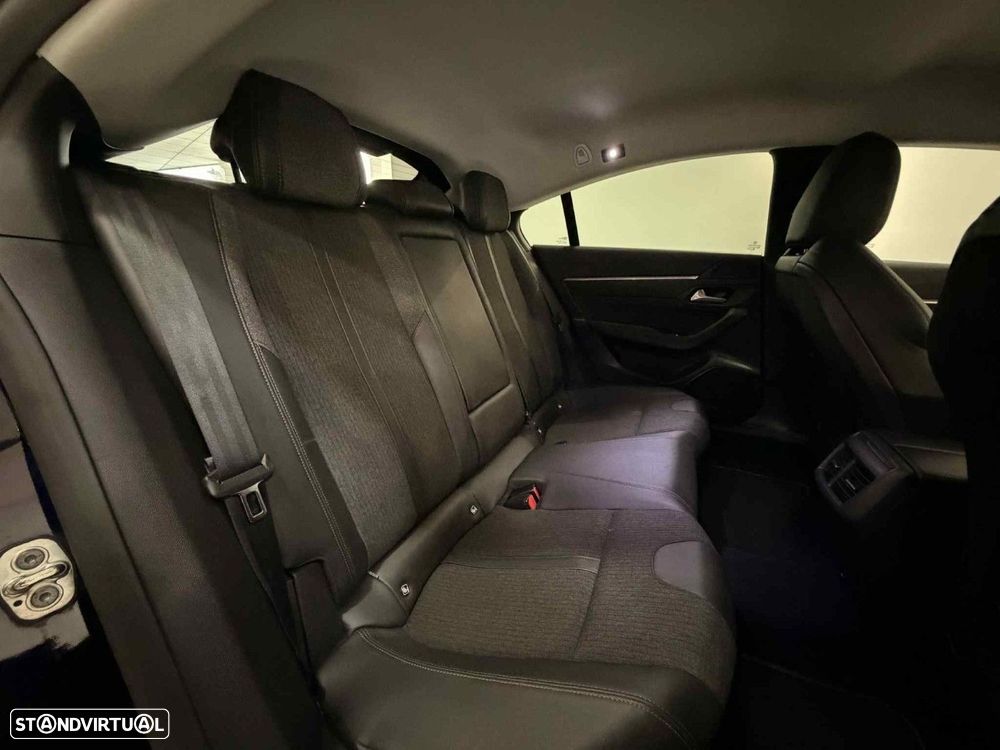 Peugeot 508 1.6 Hybrid Allure Pack e-EAT8 - 15