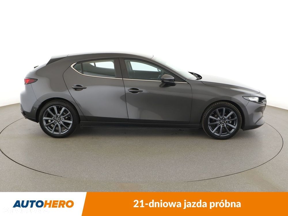 Mazda 3 - 7