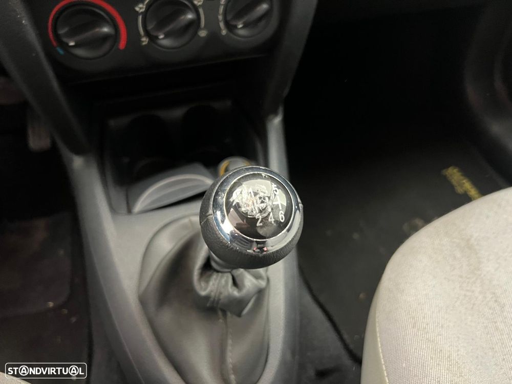 Renault CLIO VAN 1.5 DCI - 5