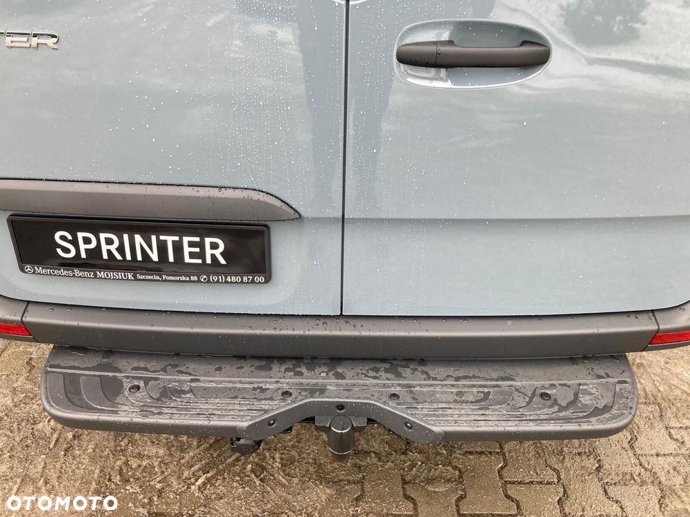 Mercedes-Benz Sprinter 317 CDI - 12