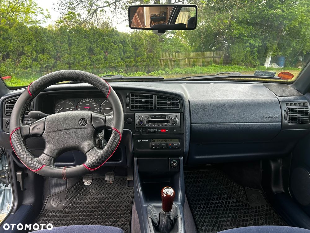 Volkswagen Passat 2.0 GT - 23