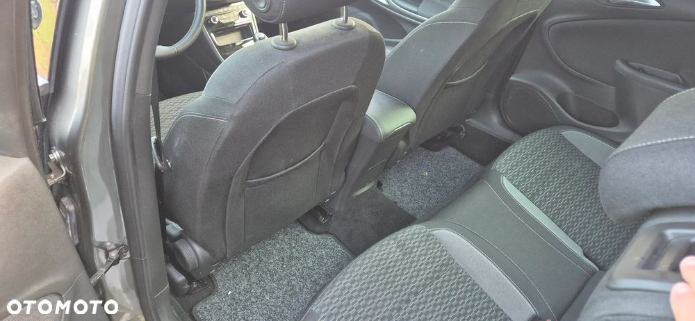 Opel Astra 1.2 Turbo Start/Stop Sports Tourer Edition - 14