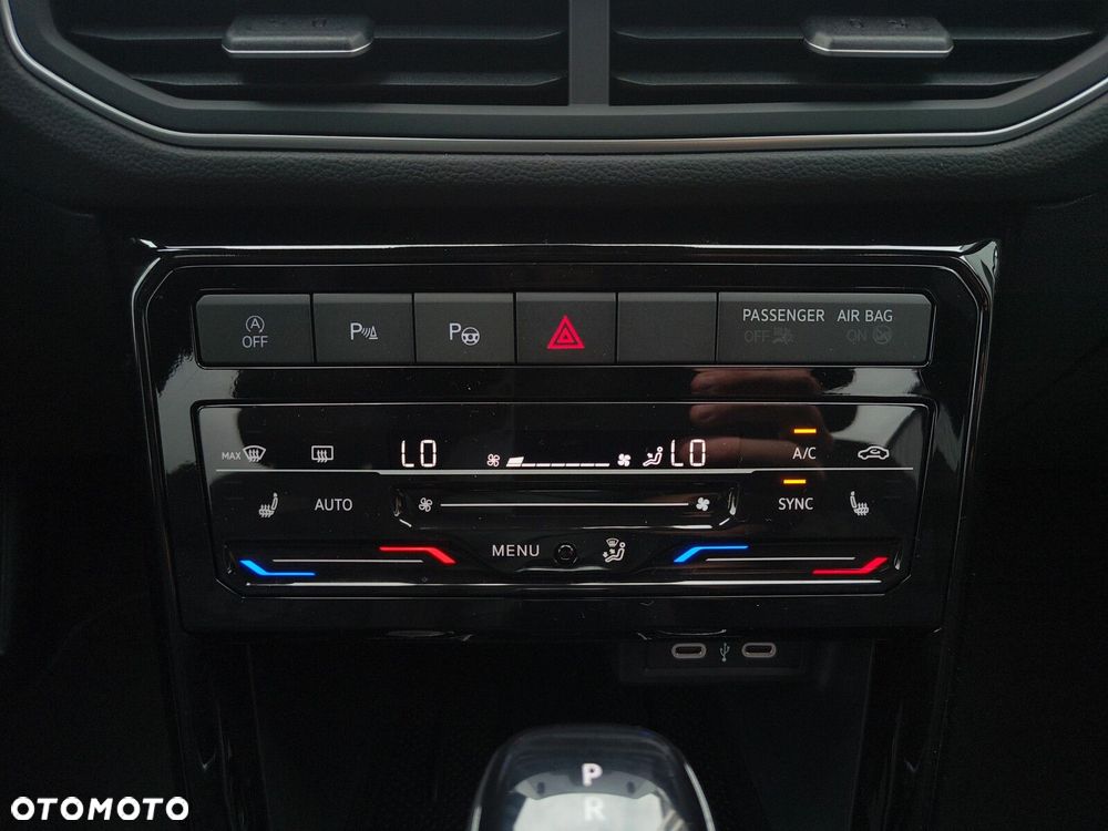 Volkswagen T-Cross 1.5 TSI ACT R-Line Plus DSG - 19