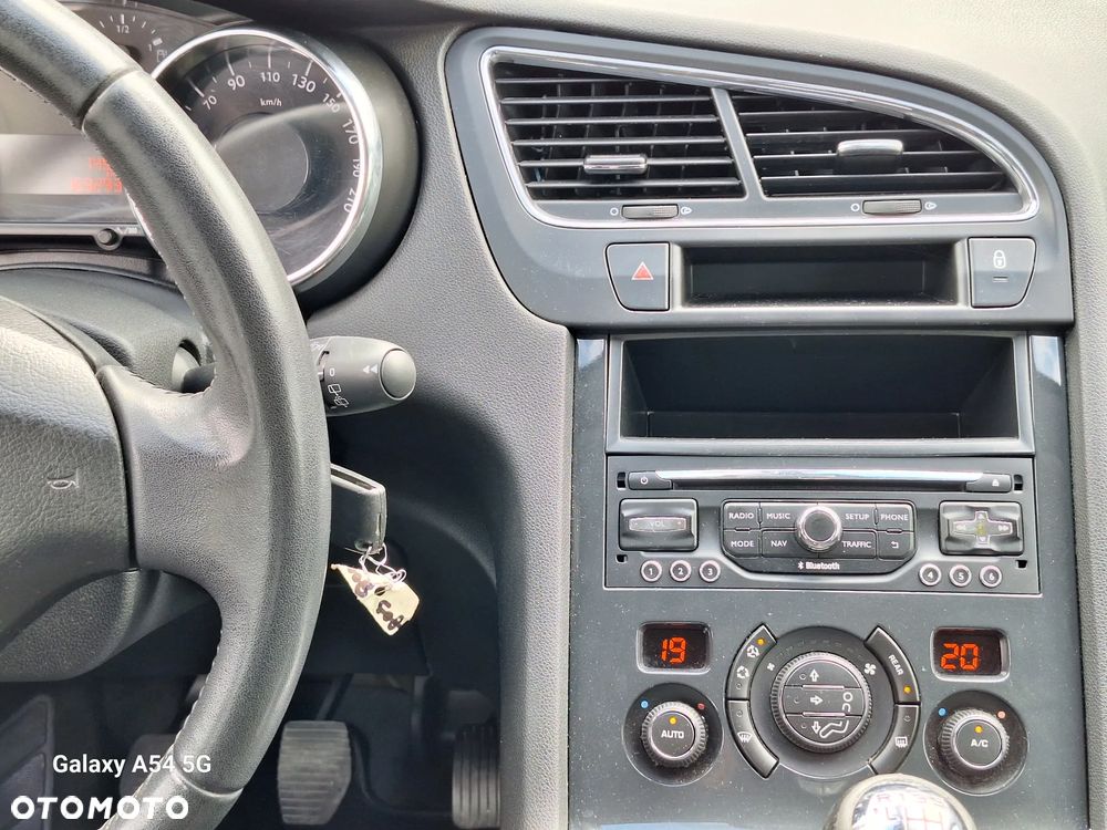 Peugeot 5008 2.0 BlueHDi Active - 27