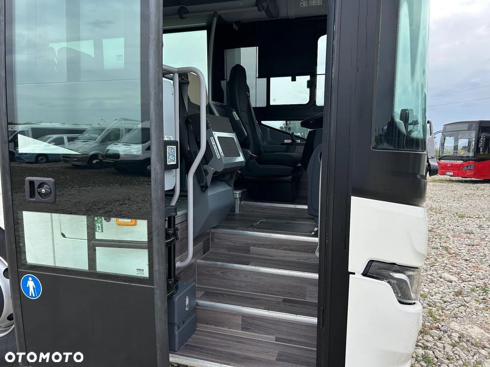 Iveco Crossway - 16