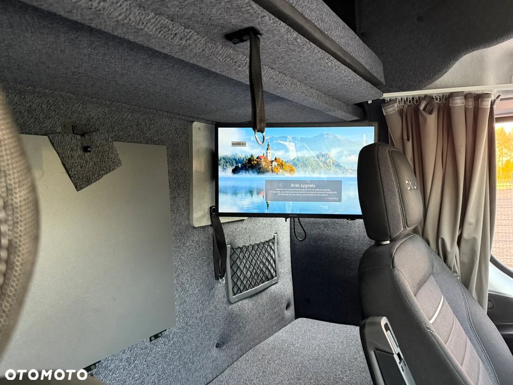 Iveco Daily 70C21A8P Laweta na dwa auta - 37