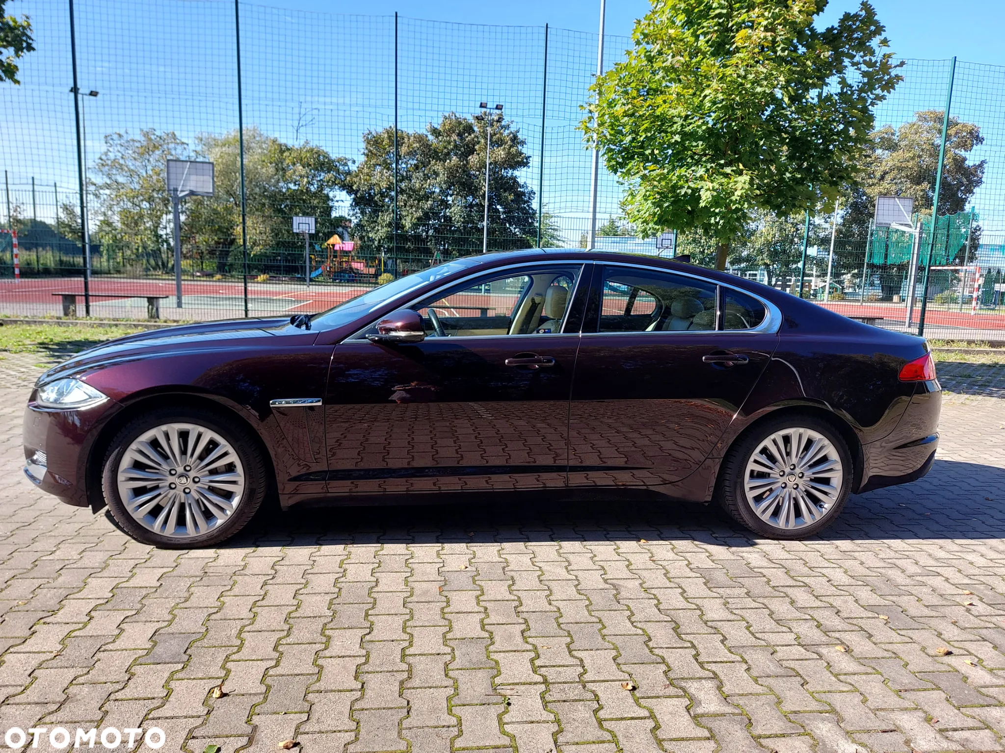 Jaguar XF 3.0 T AWD Classic - 4