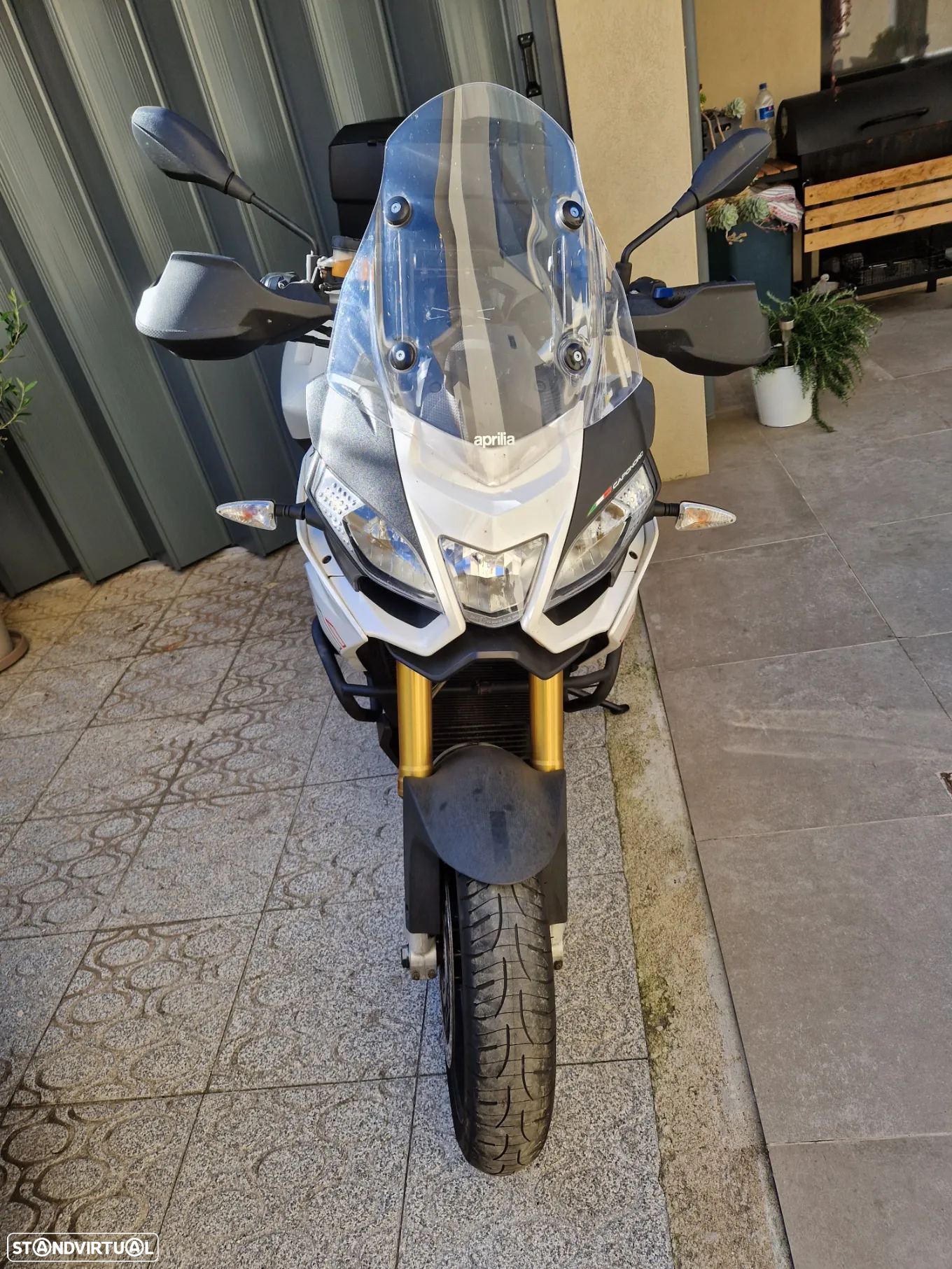 Aprilia Caponord - 8
