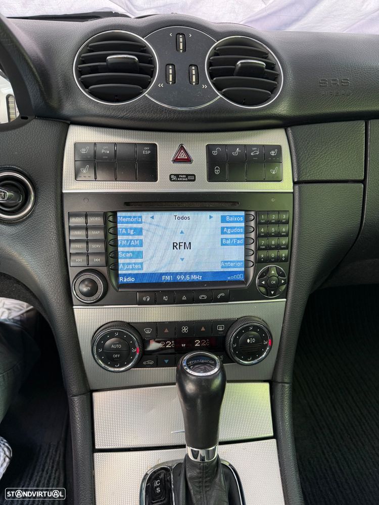 Mercedes-Benz CLK 320 CDi Avantgarde Aut. - 7