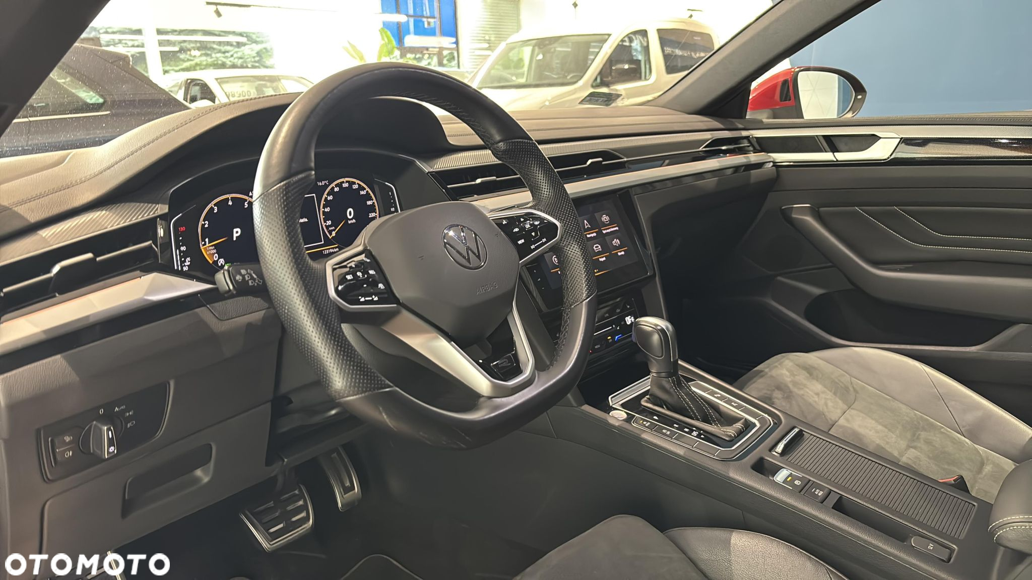 Volkswagen Arteon 2.0 TSI R-Line DSG - 9