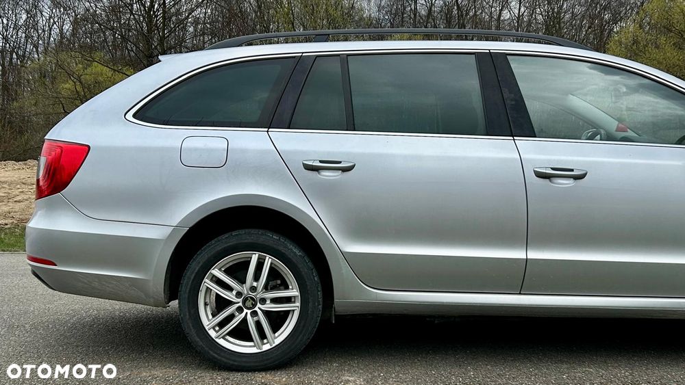 Skoda Superb 1.6 TDI Comfort / Active Greenline - 8