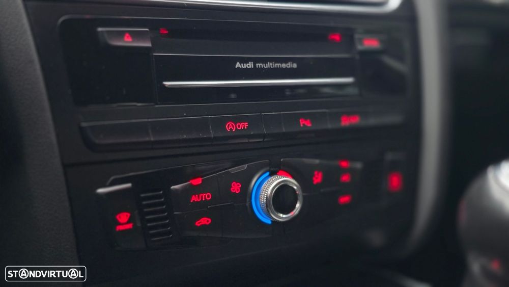 Audi A4 Avant 2.0 TDI S-line - 23