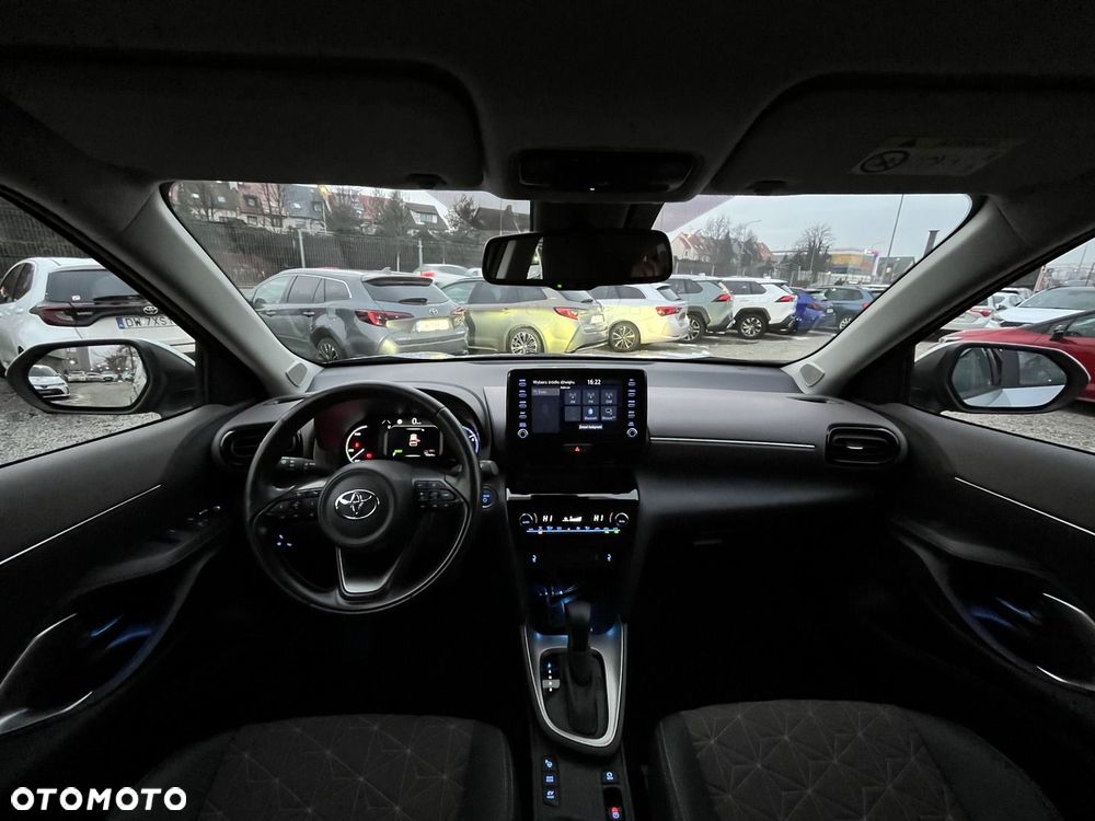 Toyota Yaris Cross - 14