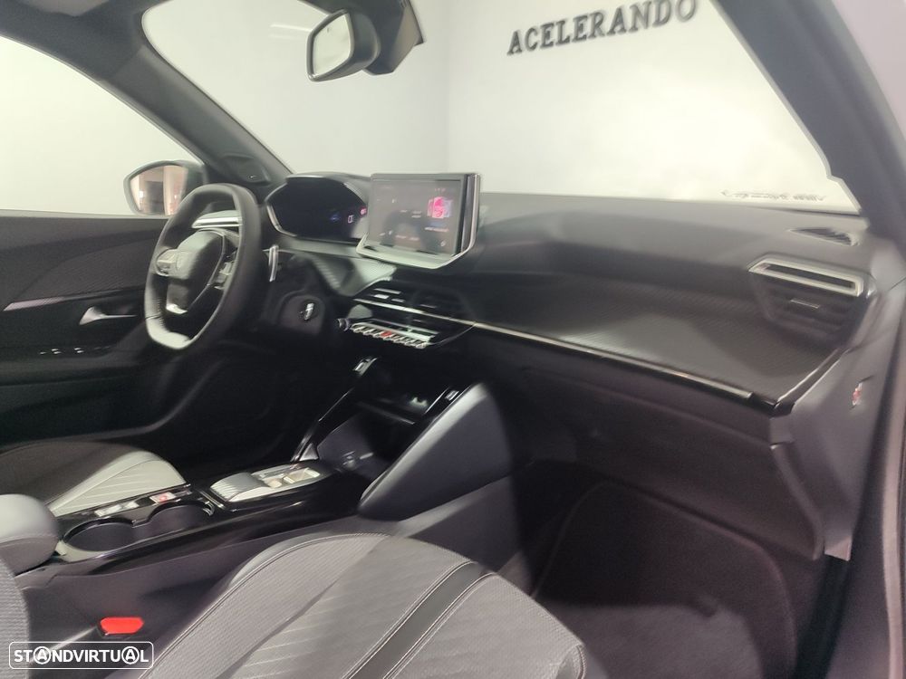 Peugeot 2008 1.2 Hybrid Allure e-DCS6 - 20