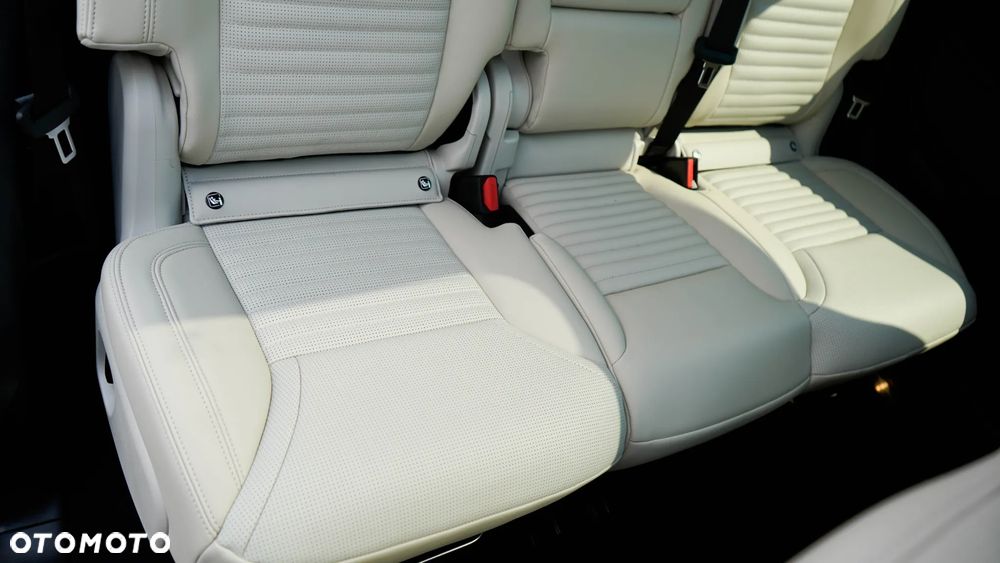 Land Rover Discovery 3.0 D350 mHEV Gemini - 30