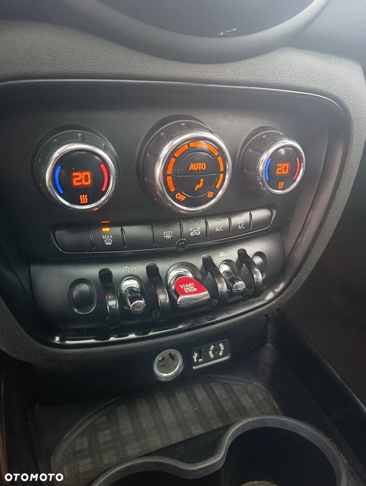 MINI Clubman One D - 27