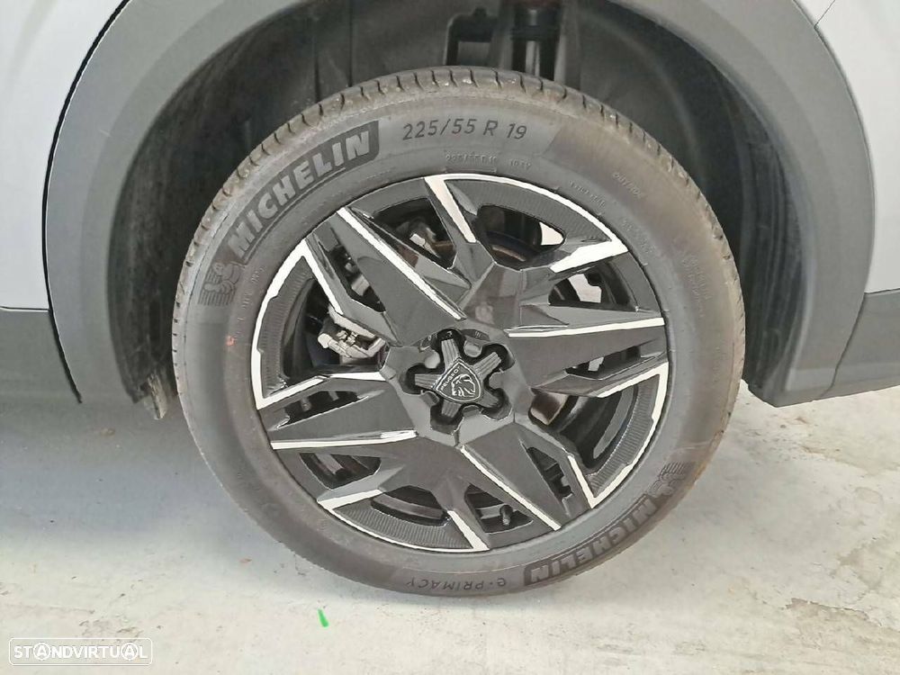 Peugeot 5008 1.2 Hybrid Allure e-DCS6 - 11