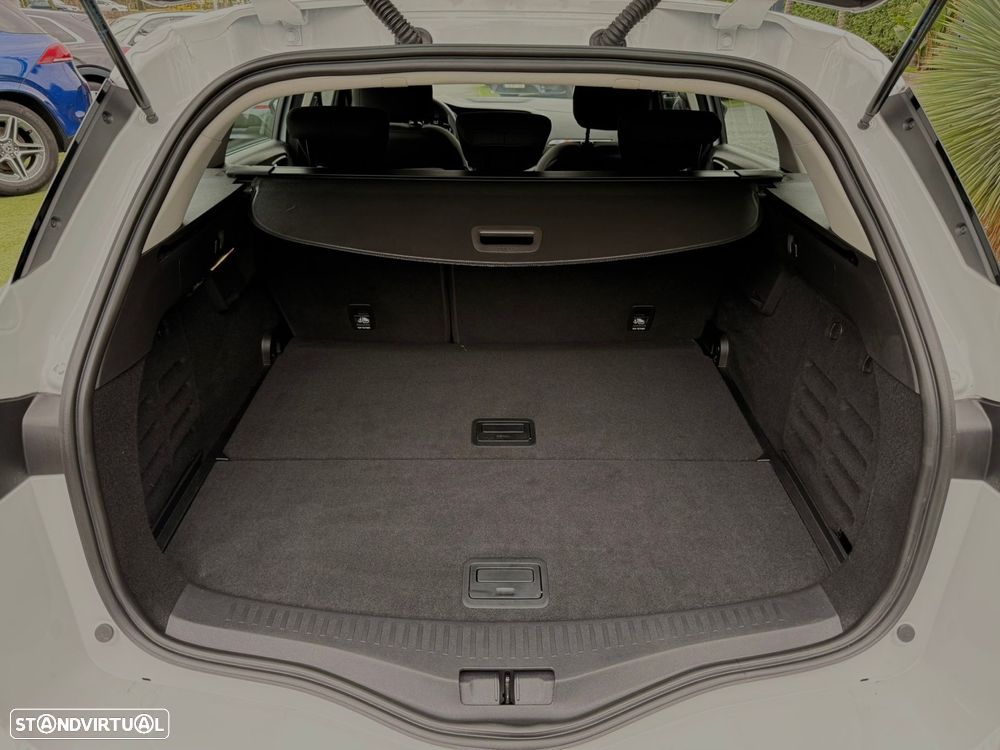 Renault Mégane Sport Tourer 1.5 Blue dCi Equilibre EDC - 47