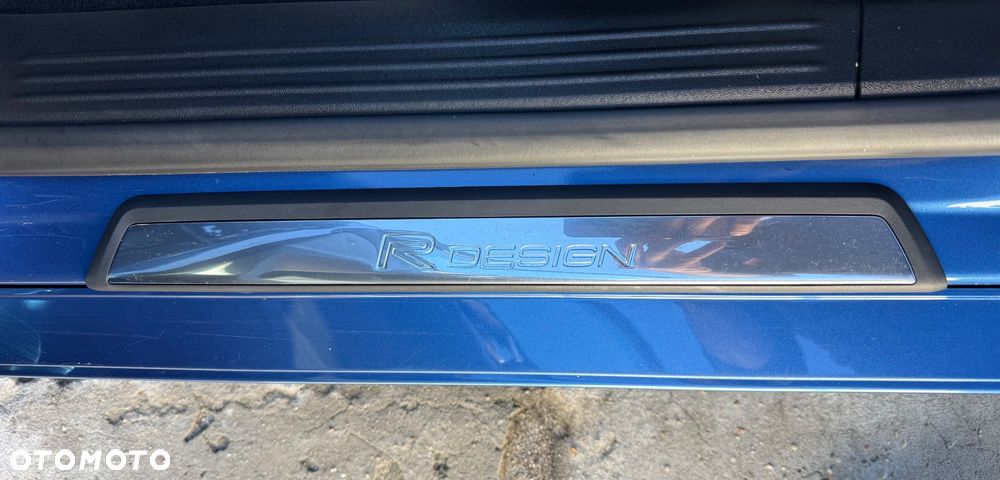 Volvo V40 D3 Drive-E R-Design Momentum - 27