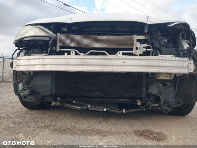 Chrysler Pacifica - 13