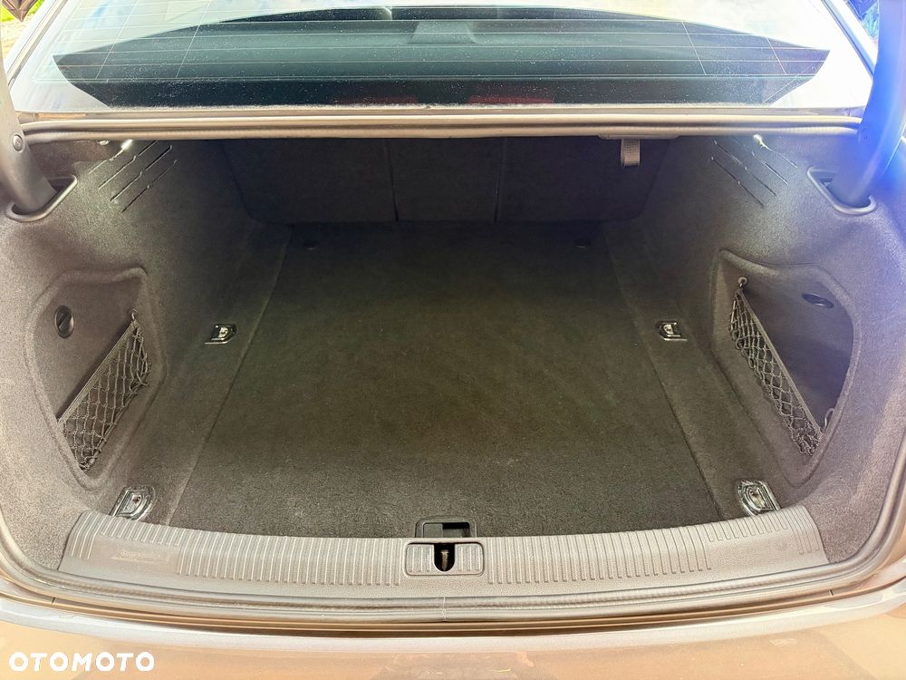 Audi A4 Limousine 2.0 TFSI ultra Sport - 10
