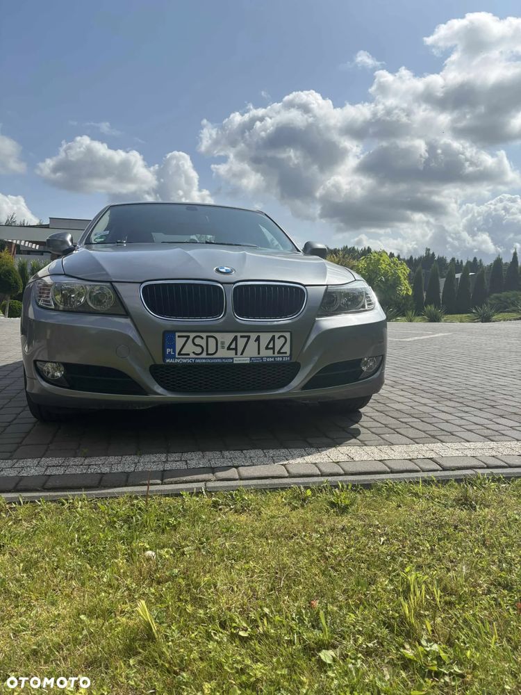 BMW Seria 3 318i - 2