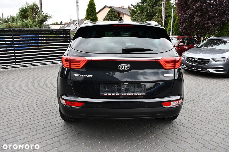 Kia Sportage 1.6 GDI 2WD Black Edition - 30
