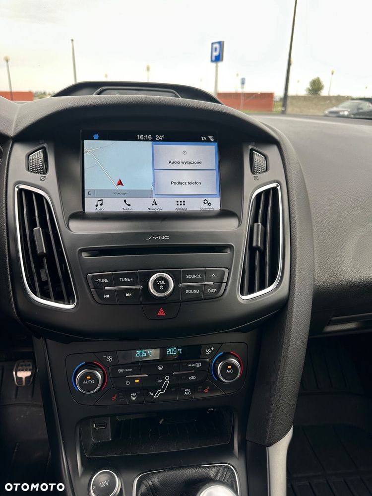 Ford Focus 2.0 EcoBoost ST - 19